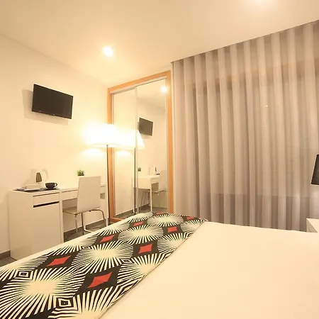 بيت ضيافة Gaivota Holidays *