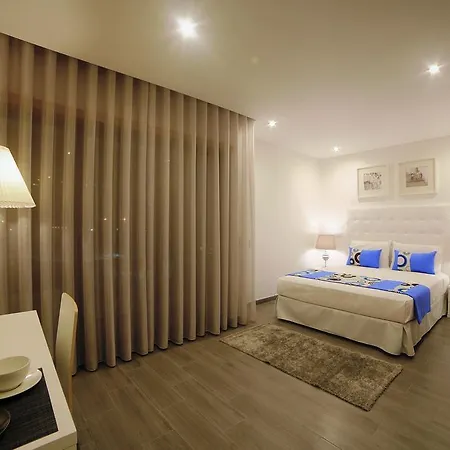 بيت ضيافة Gaivota Holidays *