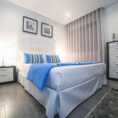 بيت ضيافة Gaivota Holidays *